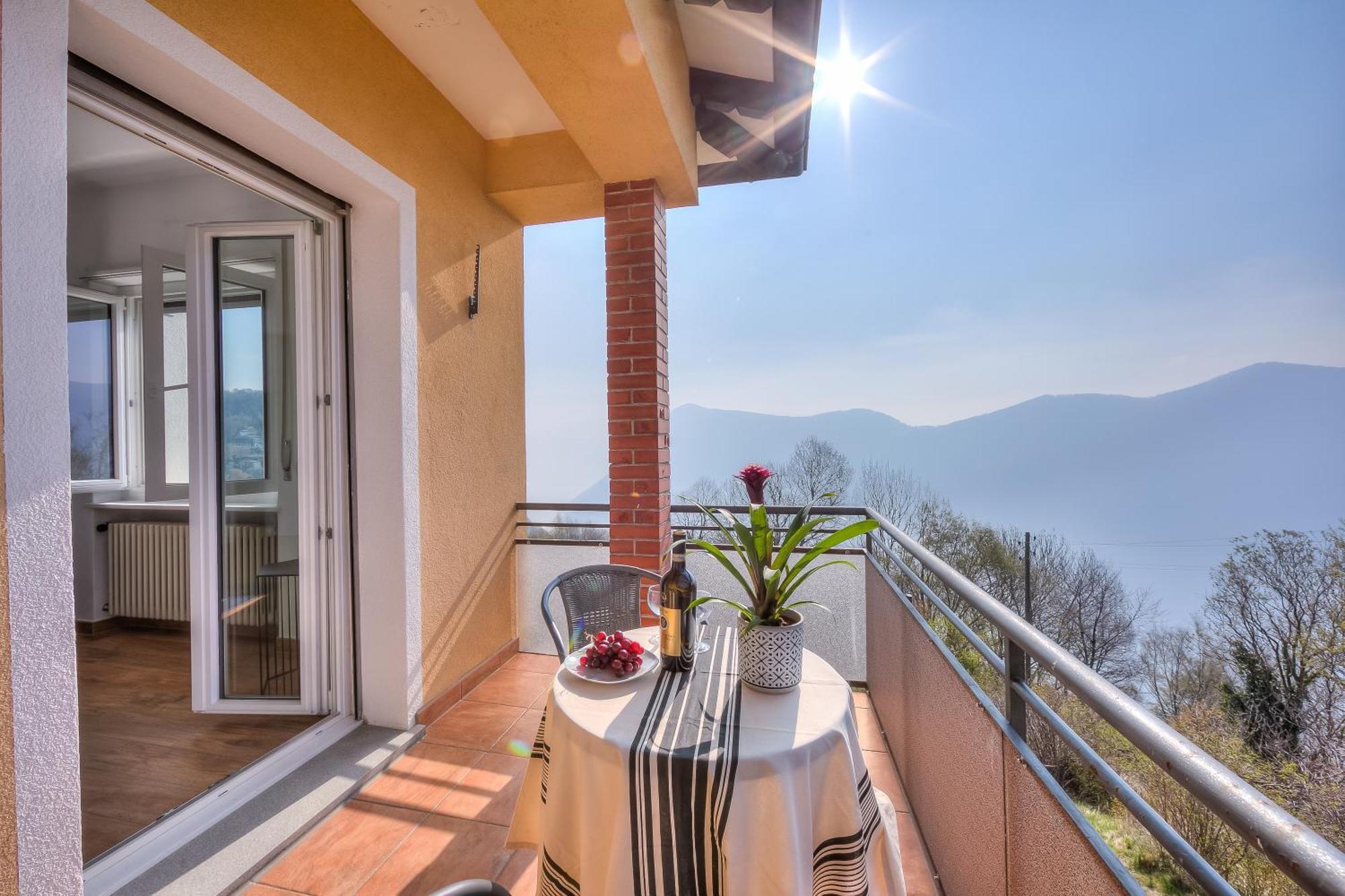 Ca' Gina Panoramica - Monte Bre - Happy Rentals لوغانو المظهر الخارجي الصورة